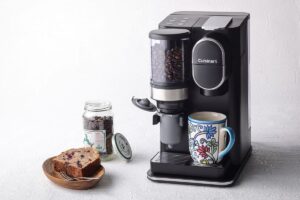 【新品未使用】クイジナート ミル付全自動コーヒーメーカーDGB-900PCJ2 クイジナート ミル付全自動 コーヒーメーカーDGB-900PCJ2 10カップ