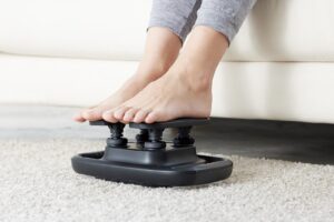 アテックス］筋肉の凝りをほぐしてくれるコードレス振動